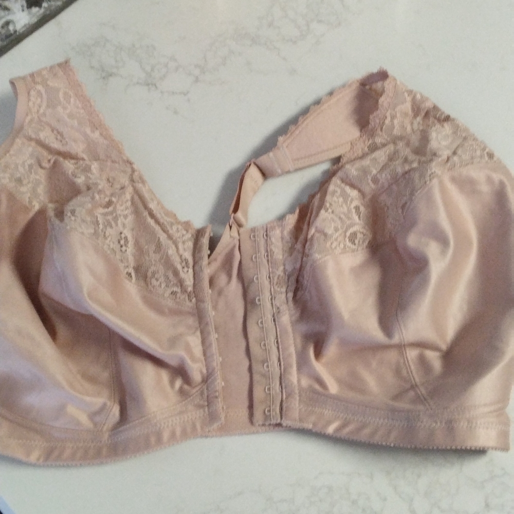 Front closure Glamorize 1275